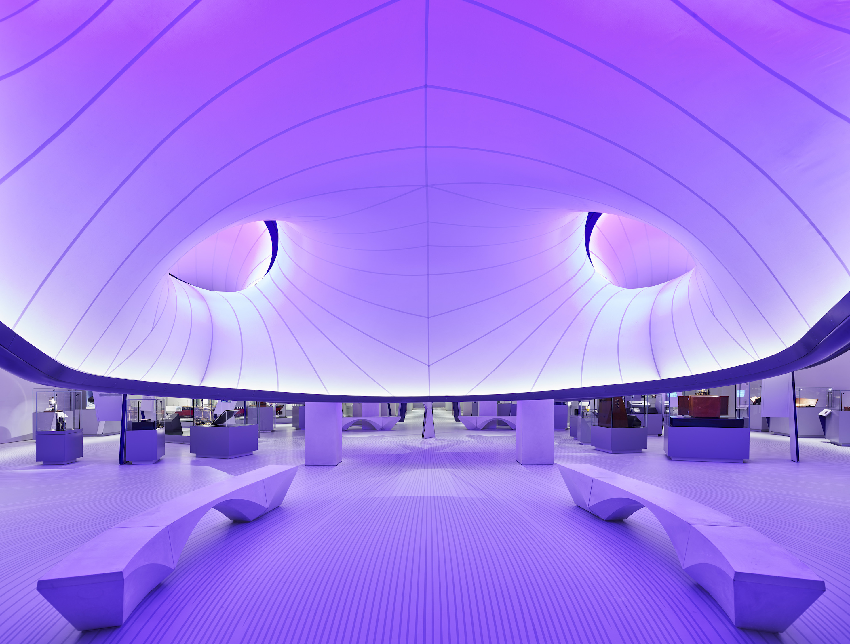 Purple Structure in thhe Mathematics: The Winton Gallery